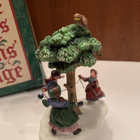 12 Days Of Dickens Village Department 56 Dept 56 A Partridge In A Pear Tree - Picture 7 of 12